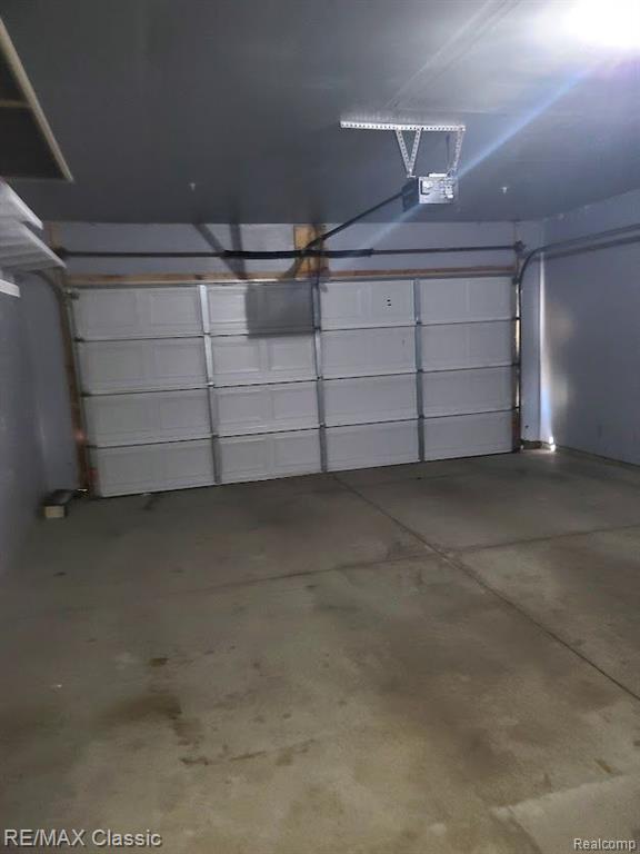 30018 HERITAGE Parkway, Warren, MI 48092 — Photo 25