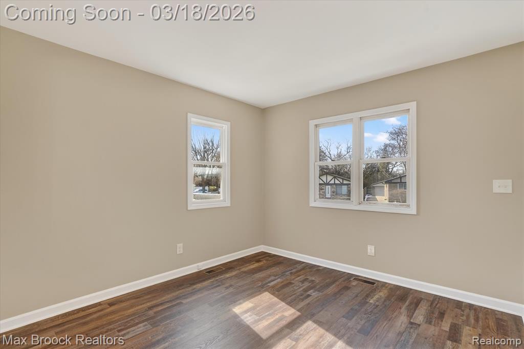 4414 Robinwood Avenue, Royal Oak, MI 48073 — Photo 21