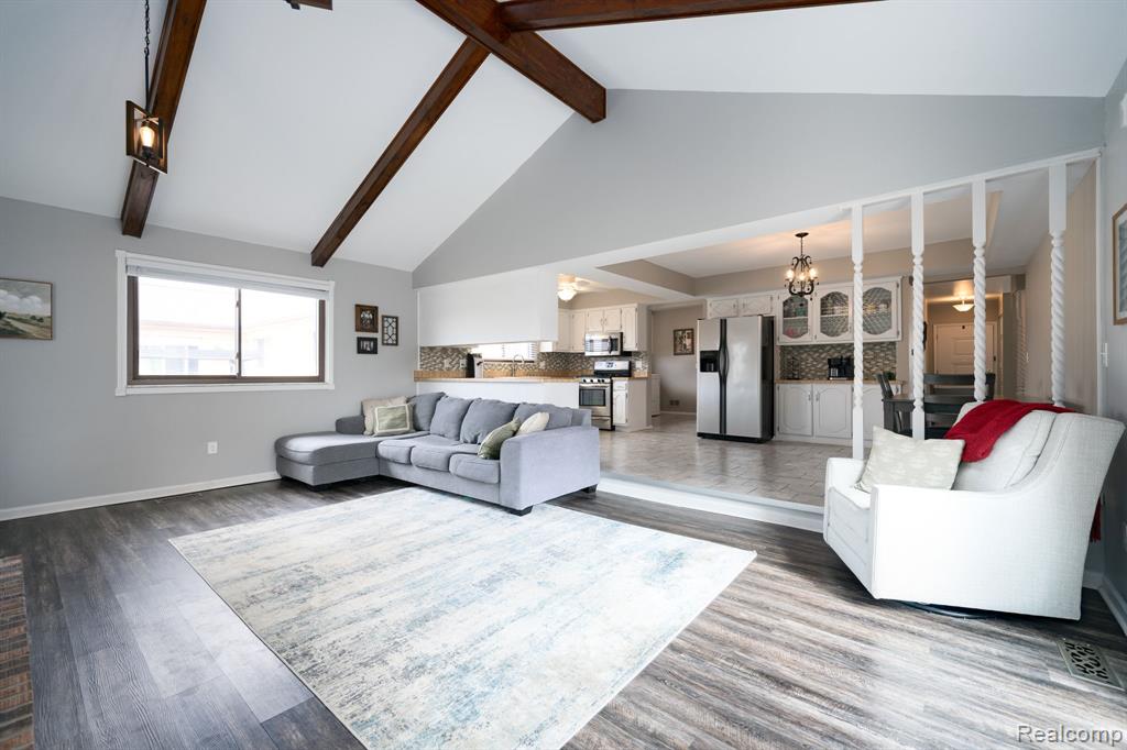 47303 Nola Drive, Macomb, MI 48044 — Photo 16