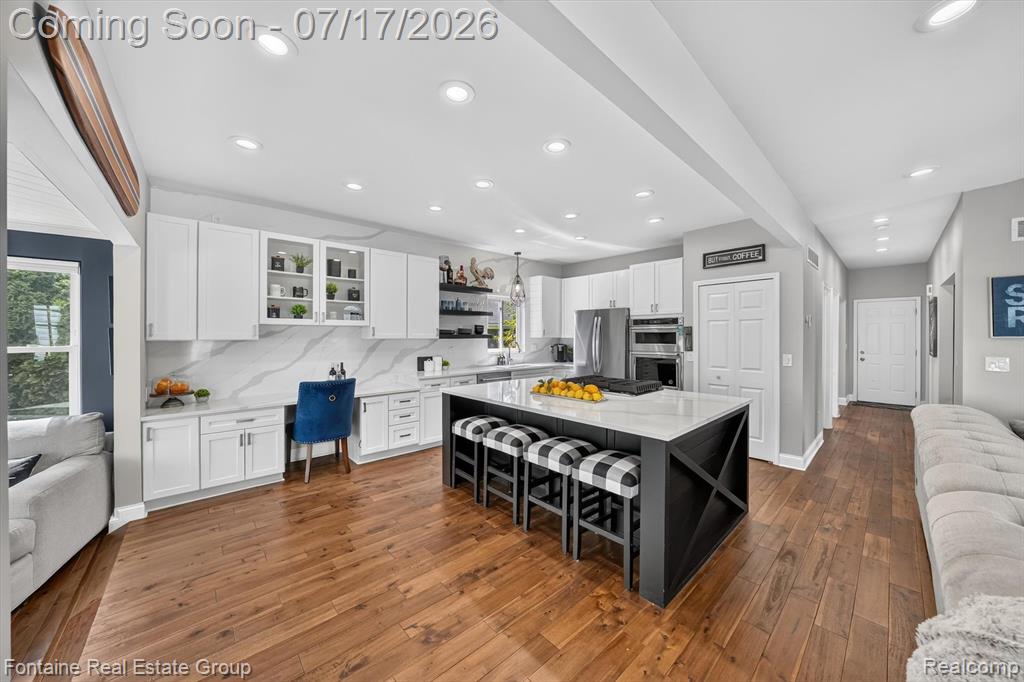 240 Rosebud Court, Walled Lake, MI 48390 — Photo 16