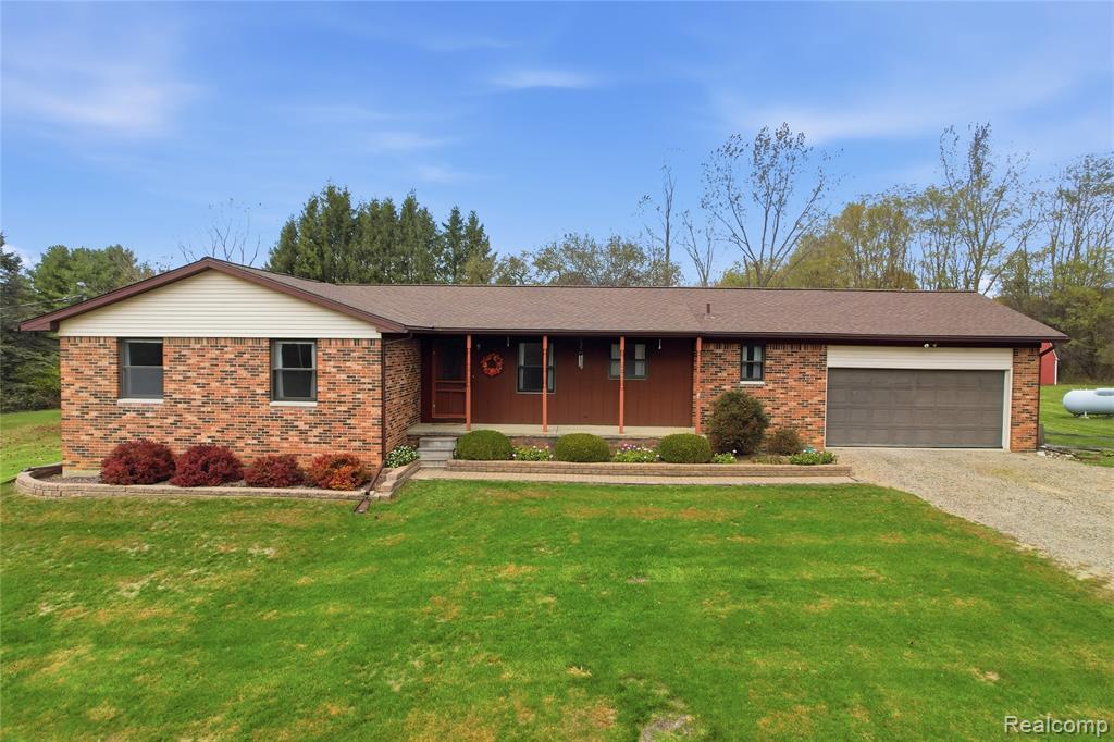 6080 W Coon Lake Road, Howell, MI 48843 — Photo 29