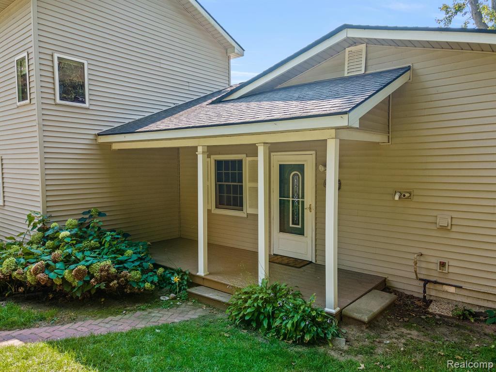 5420 Joslin Lk. Drive, Gregory, MI 48137 — Photo 4