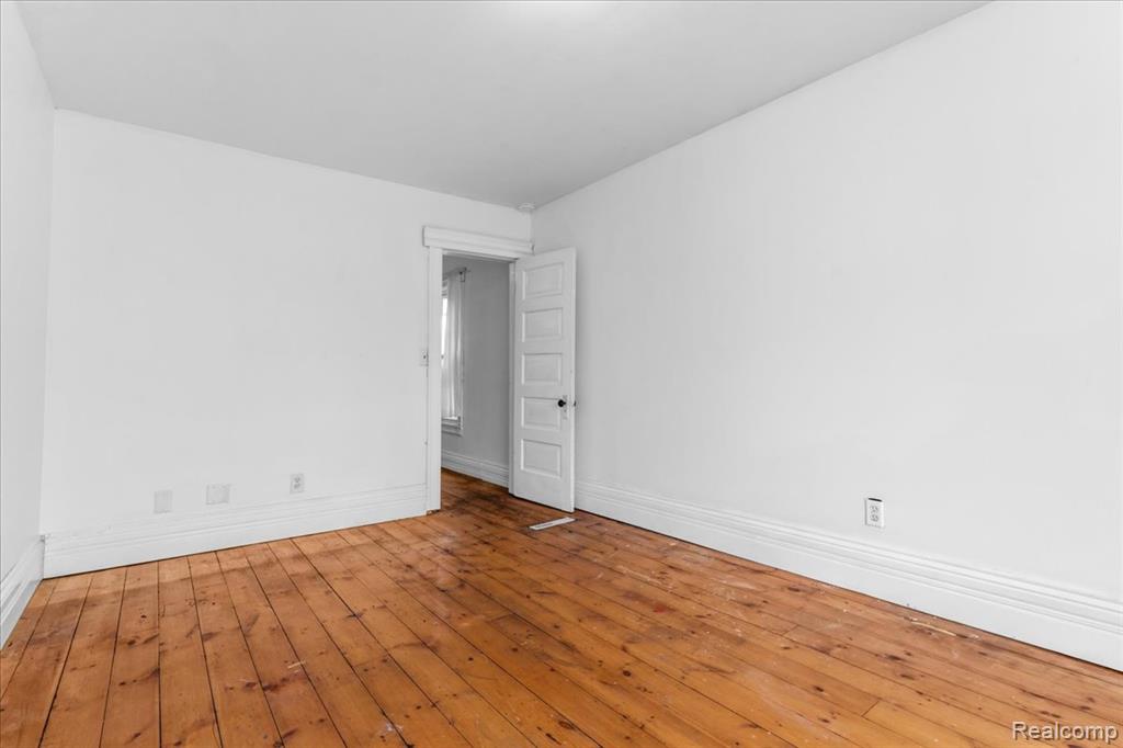 585 W Grand Boulevard, Detroit, MI 48216 — Photo 18