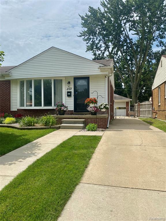 869 Pagel Avenue, Lincoln Park, MI 48146 — Photo 5