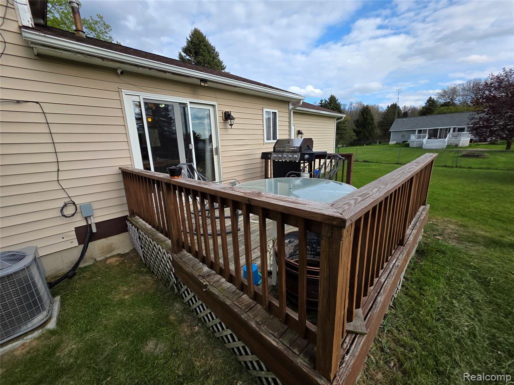3435 Rockledge Lane, Lapeer, MI 48446 — Photo 27
