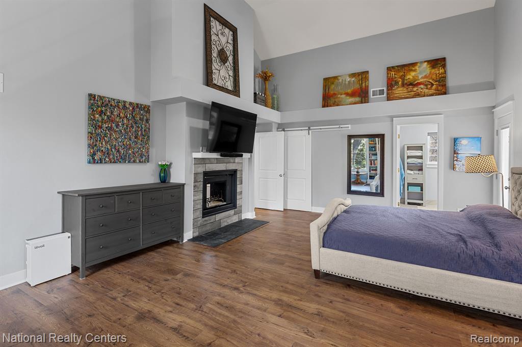 3706 Lakeview Boulevard, Orchard Lake Village, MI 48324 — Photo 17