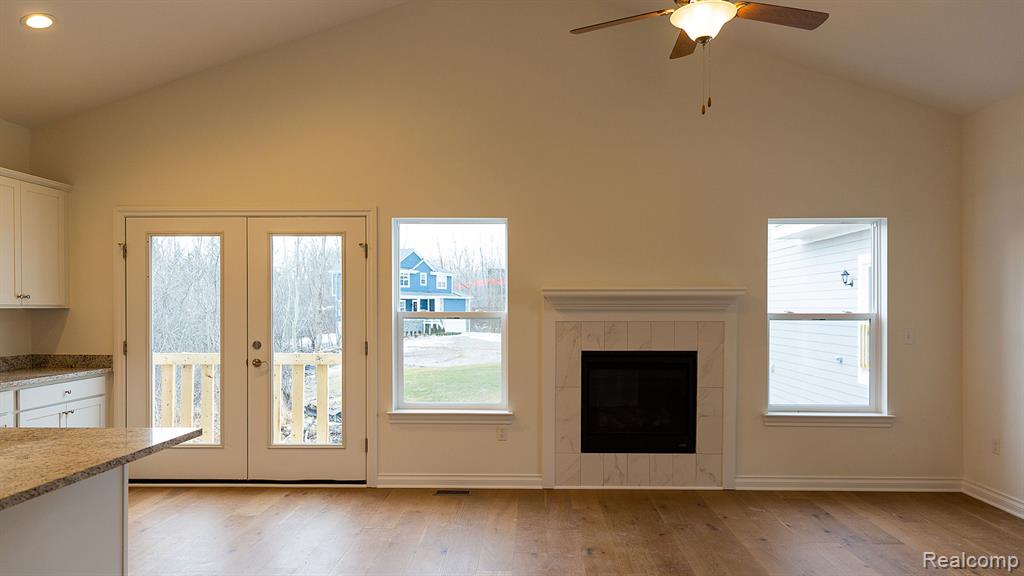 74 GUANONOCQUE Street, Auburn Hills, MI 48326 — Photo 7