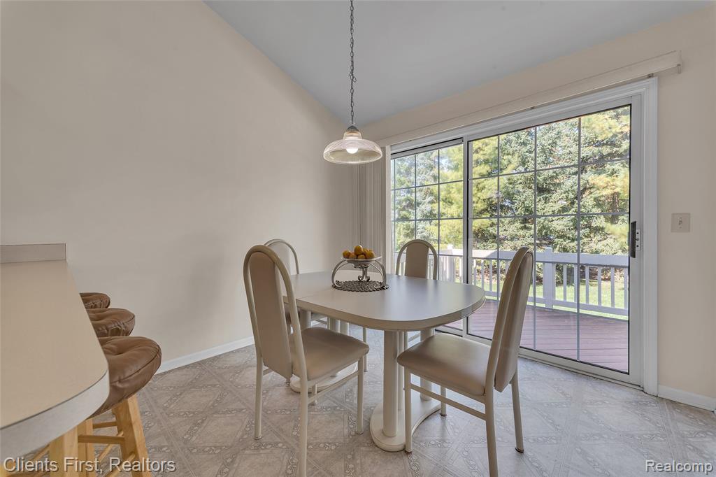 46509 Killarney Circle, Canton, MI 48188 — Photo 20
