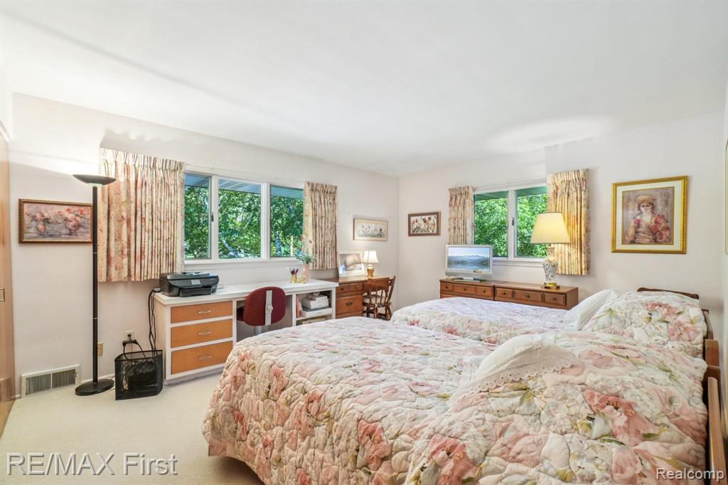 4415 Chisholm Trail, Bloomfield Hills, MI 48301 — Photo 20
