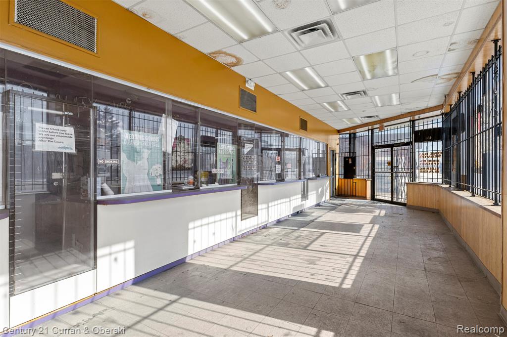 16300 W 7 Mile Road, Detroit, MI 48235 — Photo 10