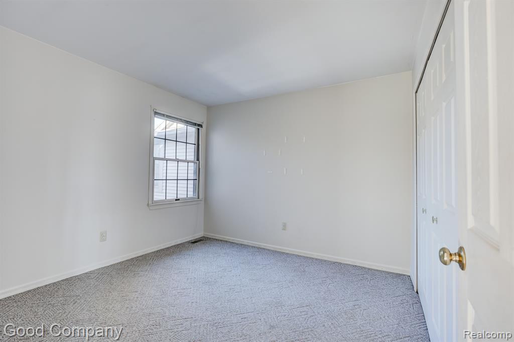 45293 HORSESHOE Circle, Canton, MI 48187 — Photo 30