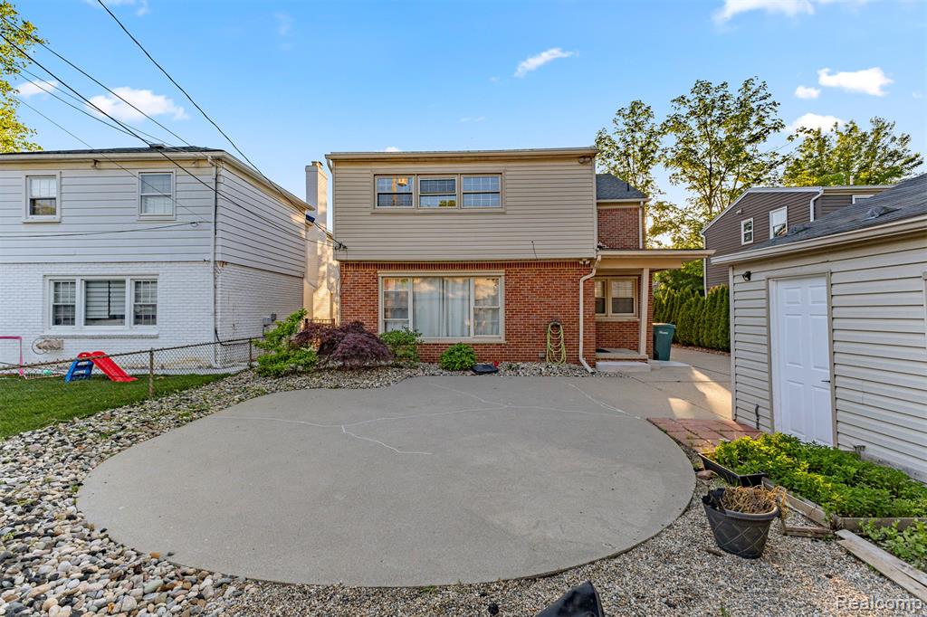 411 S Lafayette Street, Dearborn, MI 48124 — Photo 44