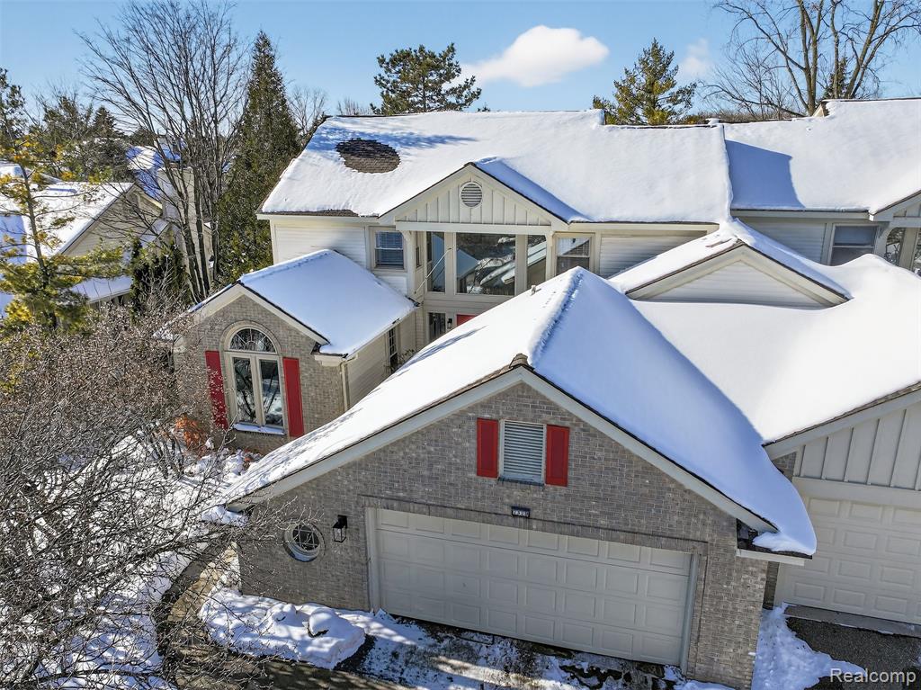 7328 Simsbury Drive, West Bloomfield, MI — Photo 3