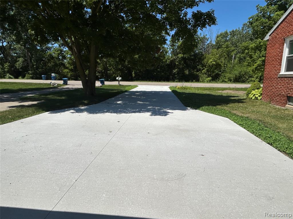 11039 Torrey Road, Fenton, MI 48430 — Photo 4