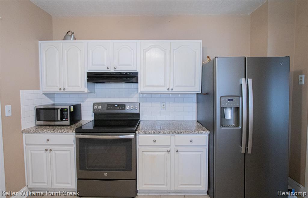 130 6th Street, Imlay City, MI 48444 — Photo 11
