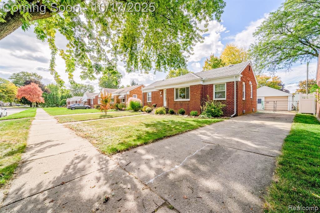 6384 Buckingham Avenue, Allen Park, MI 48101 — Photo 4