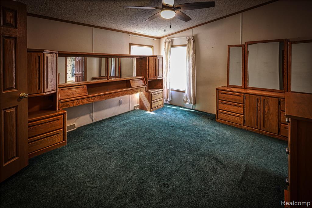 7208 Mapleview Circle E, Brown, MI 48416 — Photo 20