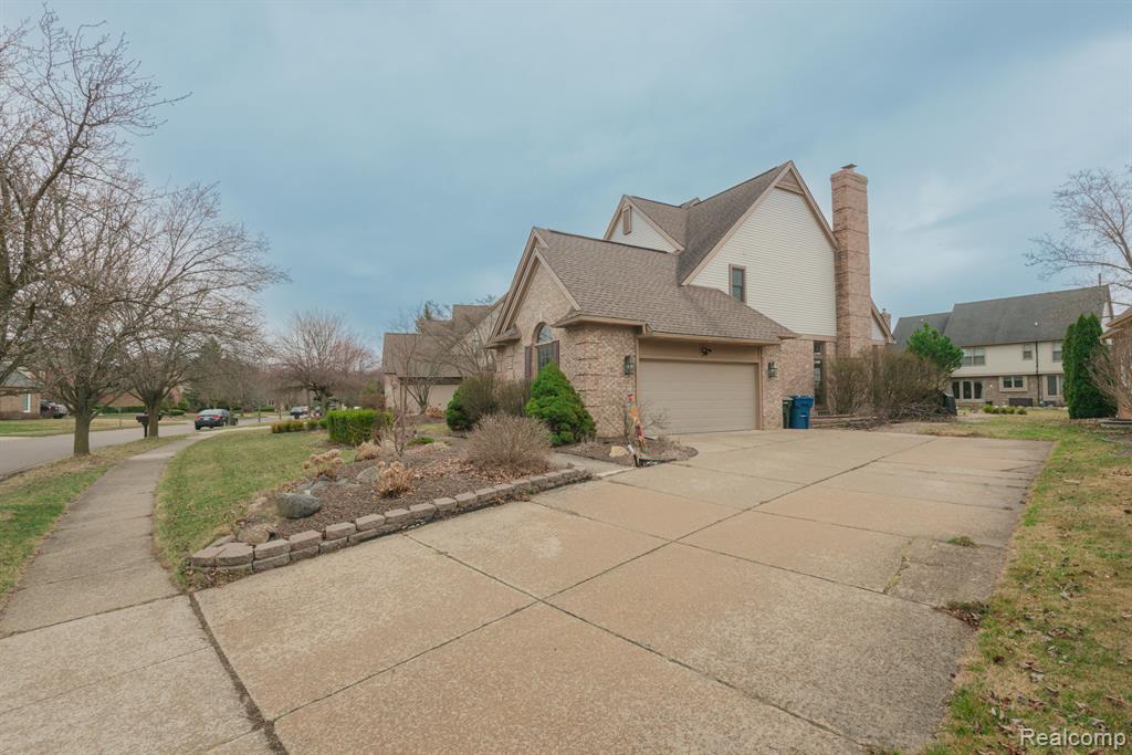 46009 WINDRIDGE Lane, Canton, MI 48188 — Photo 5