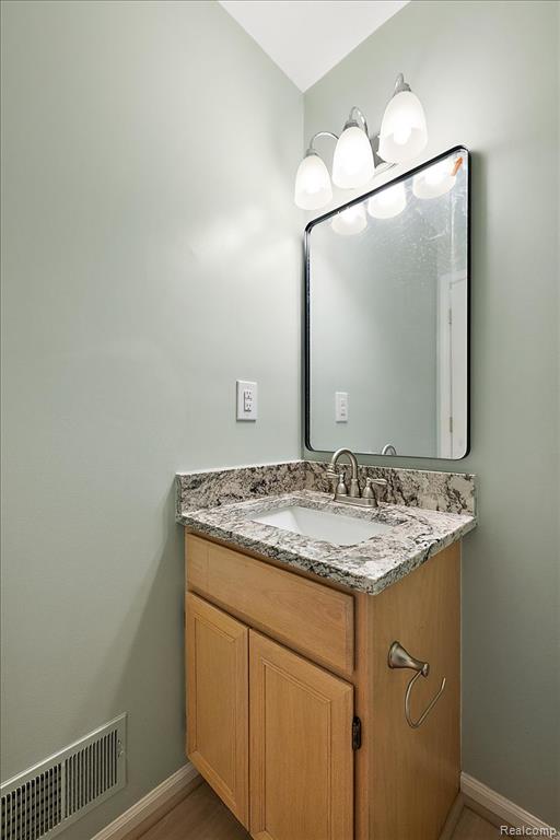 25400 Samantha Drive, 41, Chesterfield, MI — Photo 16