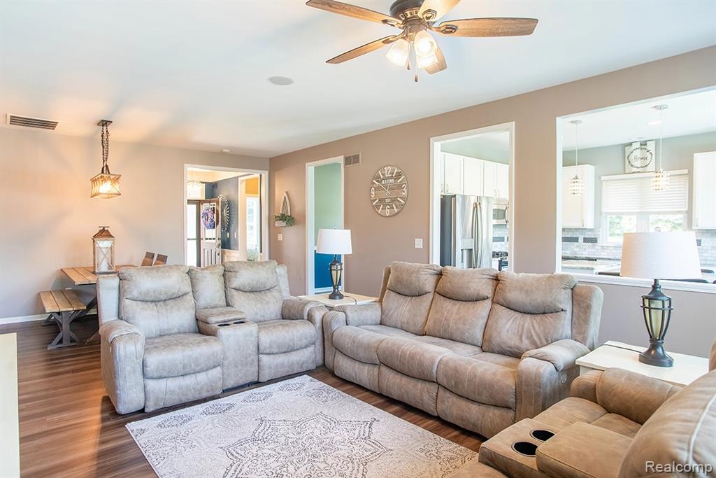 27900 Paradise Lane S, 1, Flat Rock, MI 48134 — Photo 20