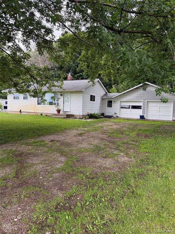 5395 Oak Grove Road, Howell, MI 48855 — Photo 2