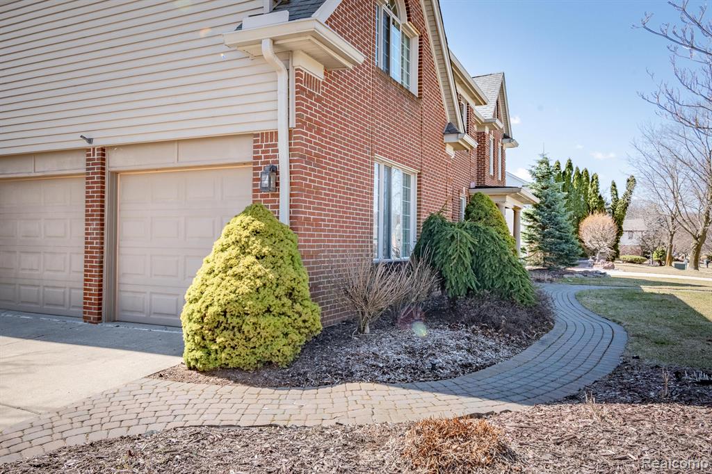 49035 QUAIL RUN Drive S, Plymouth, MI 48170 — Photo 54