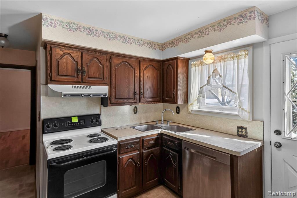 68730 Campground Road, Washington, MI 48095 — Photo 17