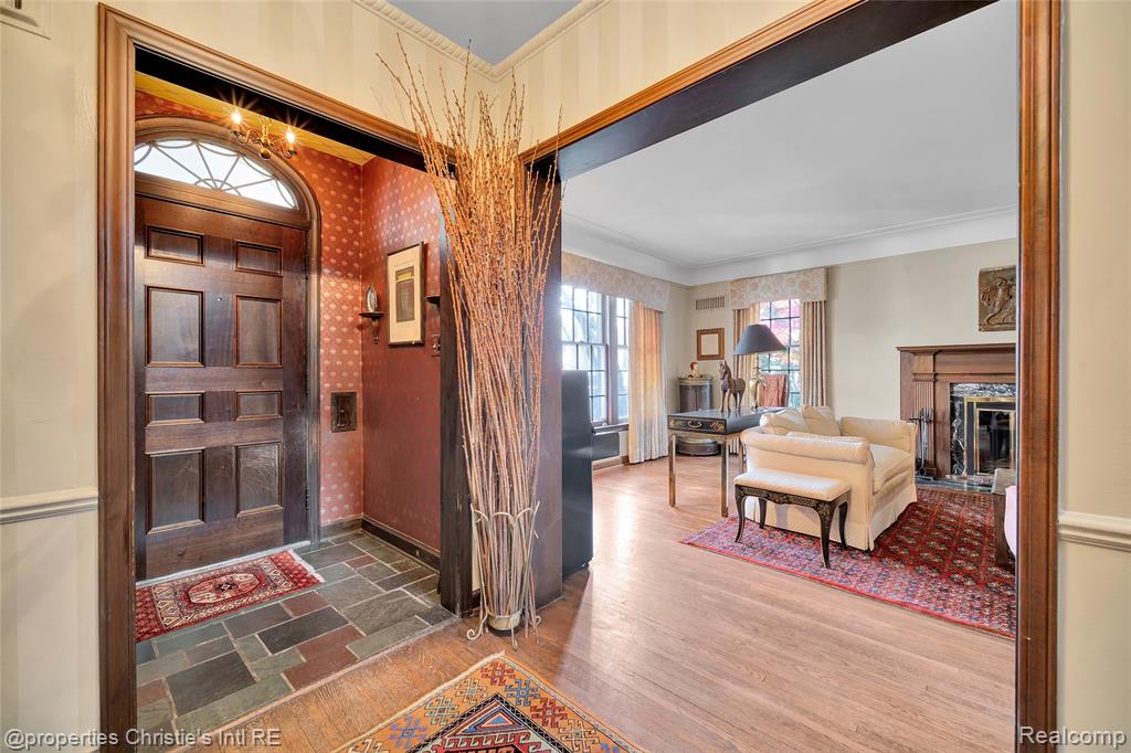 19635 Shrewsbury Road, Detroit, MI 48221 — Photo 5