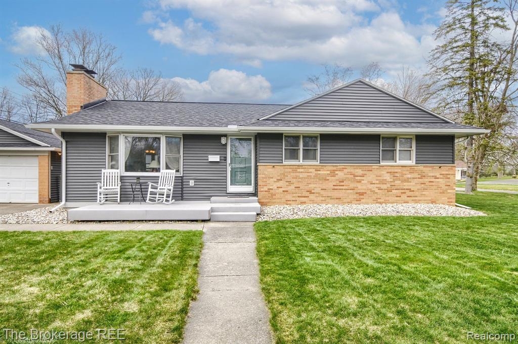 720 GARY RAY Drive, Davison, MI 48423 — front exterior