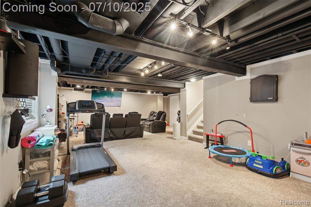 46533 Woodside Drive, Canton, MI 48187 — Photo 31