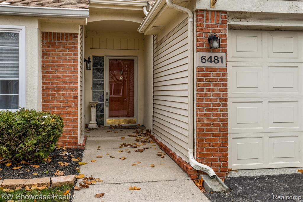 6481 PEMBROOK Drive, Westland, MI — Photo 3