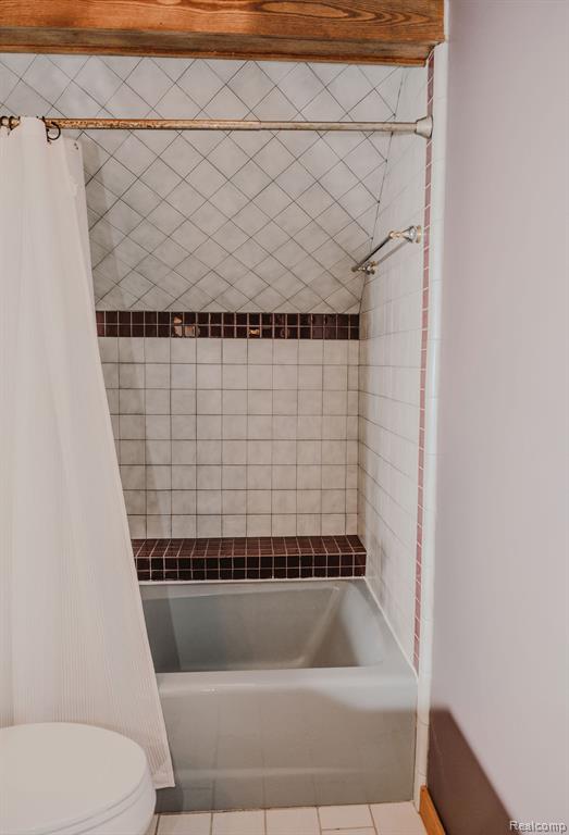 7186 Pineview Drive, Mancelona, MI 49659 — Photo 32