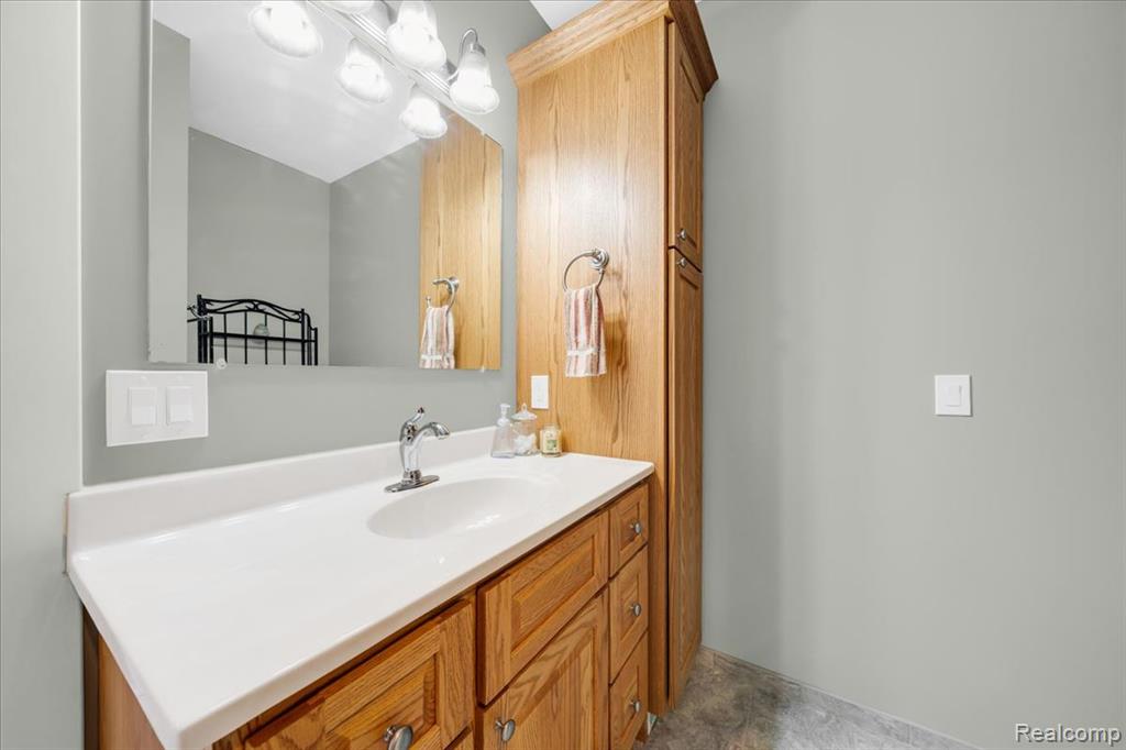 4266 McCandlish Road, Grand Blanc, MI 48439 — Photo 34