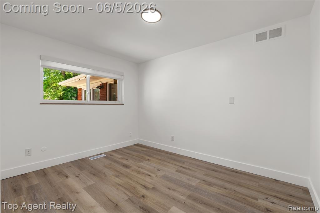 29492 Geraldine Drive, Warren, MI 48093 — Photo 20