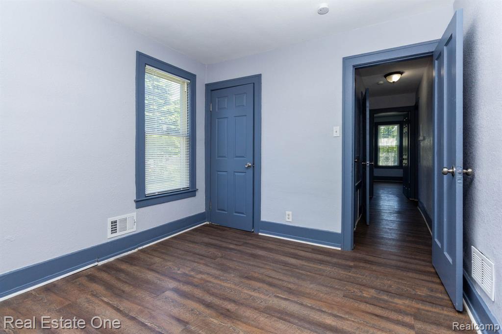 6427 Linsdale Street, Detroit, MI 48204 — Photo 20