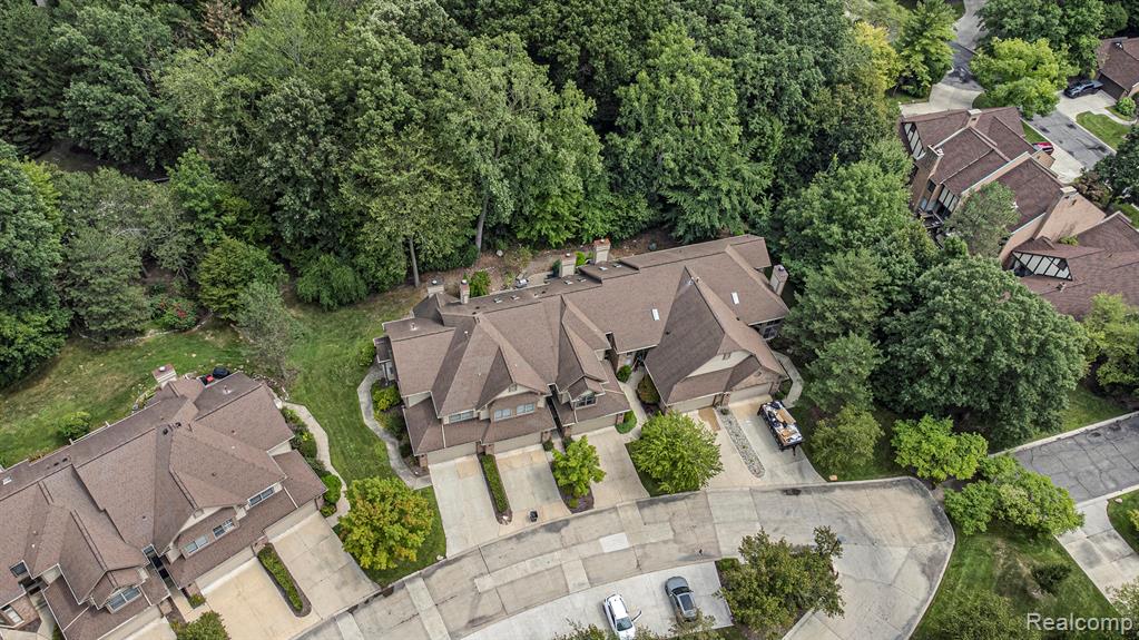 5204 Royal Vale Lane, Dearborn, MI 48126 — Photo 25