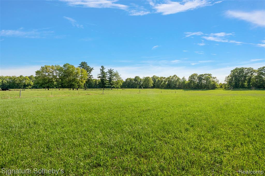 3915 McGinnis Road, Holly, MI 48442 — Photo 3