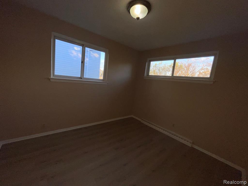 4201 N GENESEE Road, Flint, MI 48506 — Photo 10