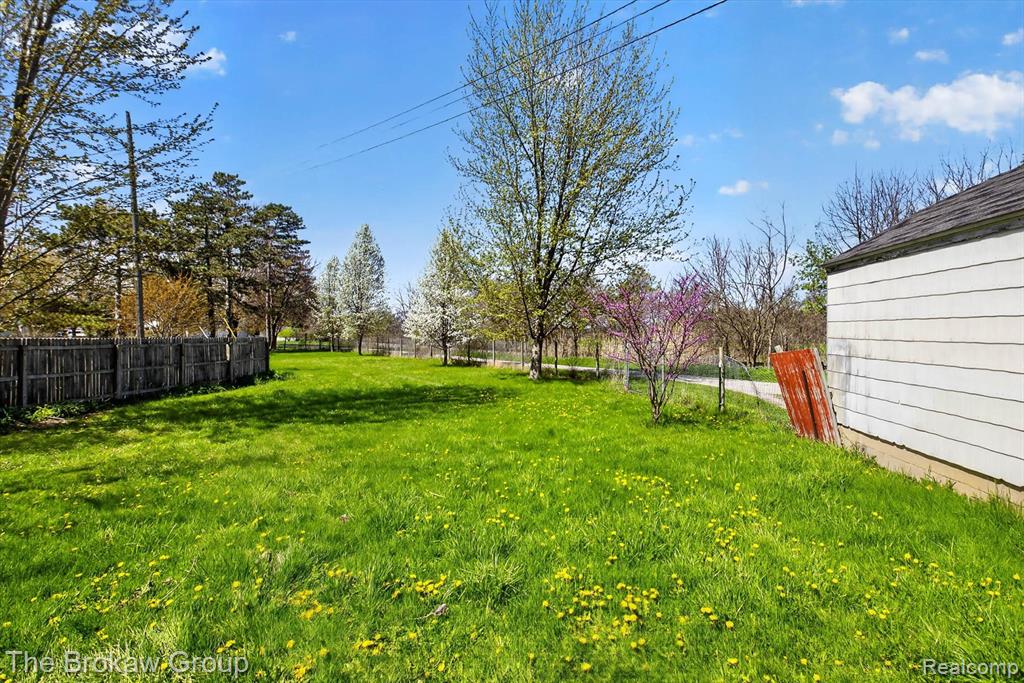 2095 Liberty Street, Fairgrove, MI 48733 — Photo 5
