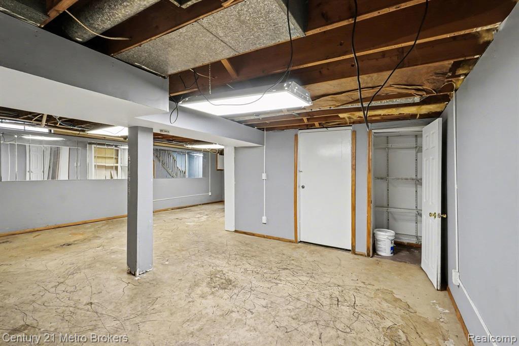 3509 Ridgecliffe Drive, Flint, MI 48532 — Photo 15