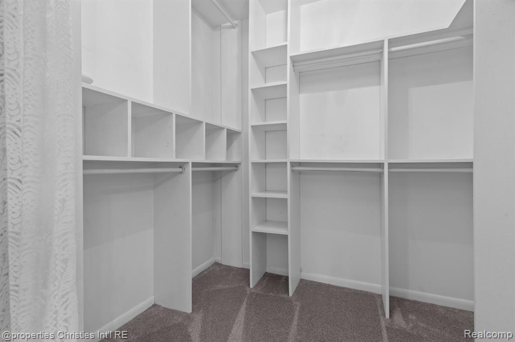 7145 Henry Drive, West Bloomfield, MI 48324 — Photo 19