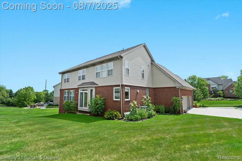 8028 Trenton Drive, White Lake, MI — Photo 26