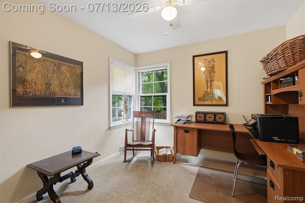 27704 California Drive NW, Lathrup Village, MI 48076 — Photo 20