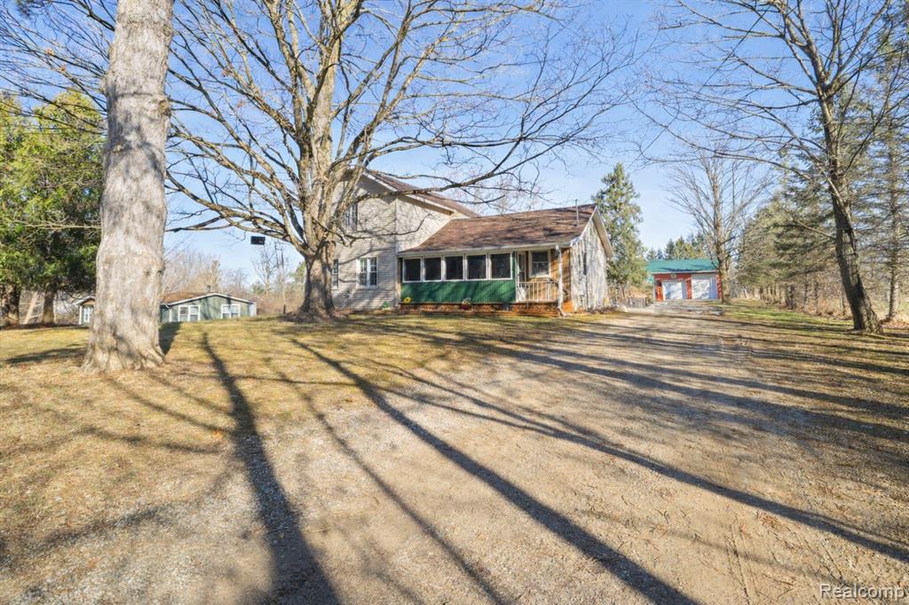 7163 Burpee Road, Grand Blanc, MI 48439 — Photo 2