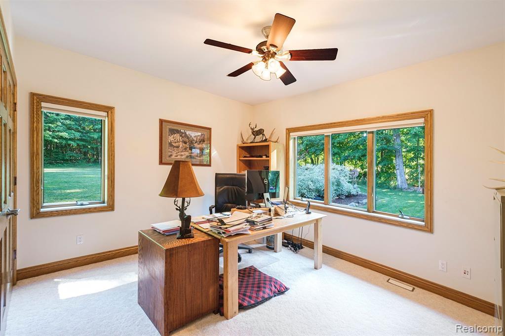 4693 Hegel Road, Goodrich Vlg, MI — Photo 17