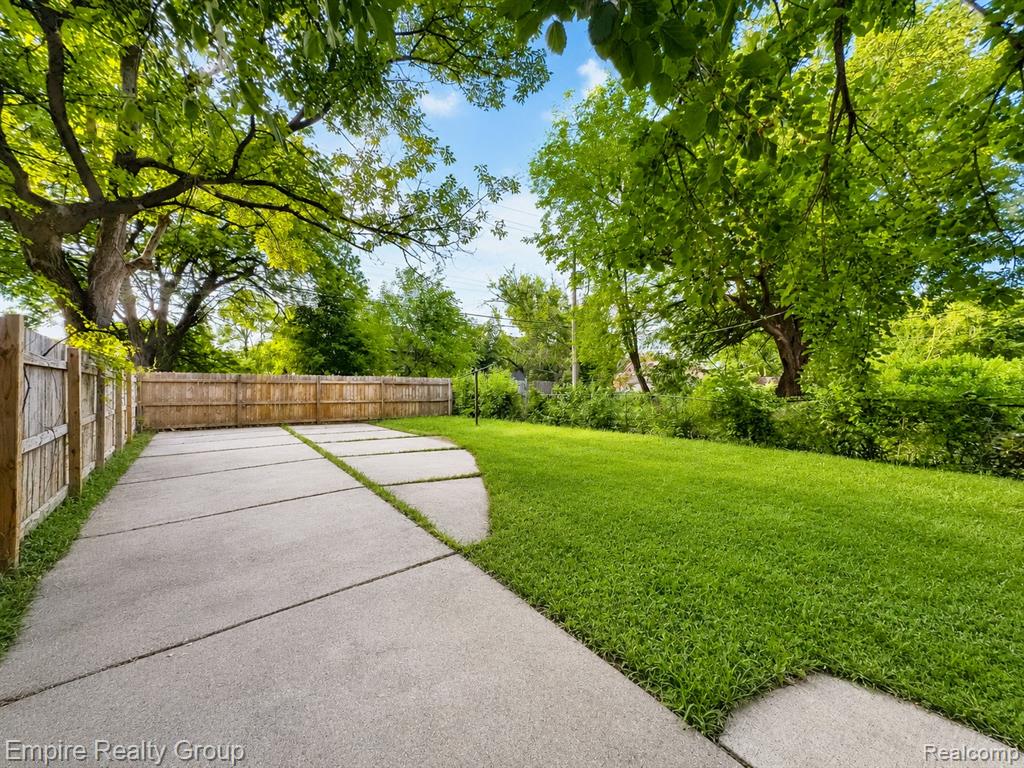 12719 Wade Street, Detroit, MI 48213 — Photo 27