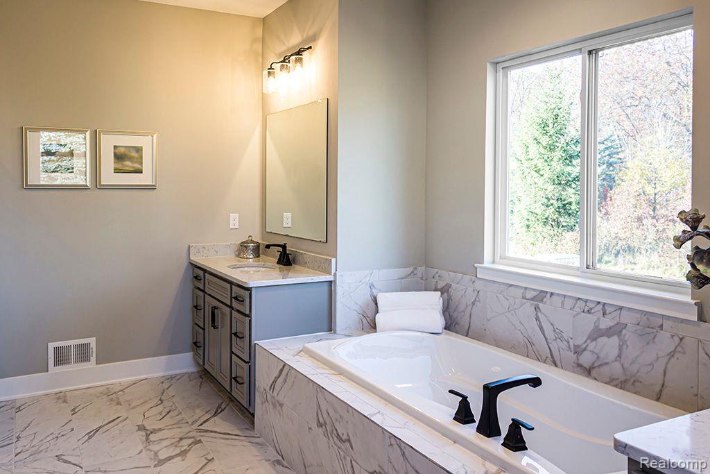 14103 Regatta Bay Drive, Shelby, MI 48315 — Photo 14