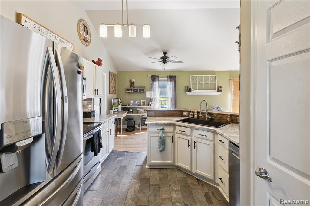 5625 Birch Run Road, Millington, MI 48746 — Photo 8