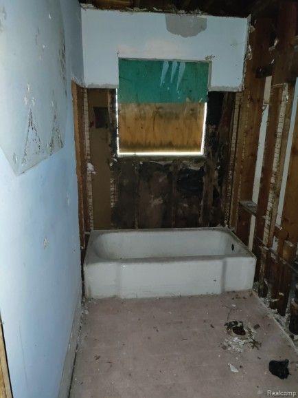 9610 WHITTIER Street, Detroit, MI 48224 — Photo 12
