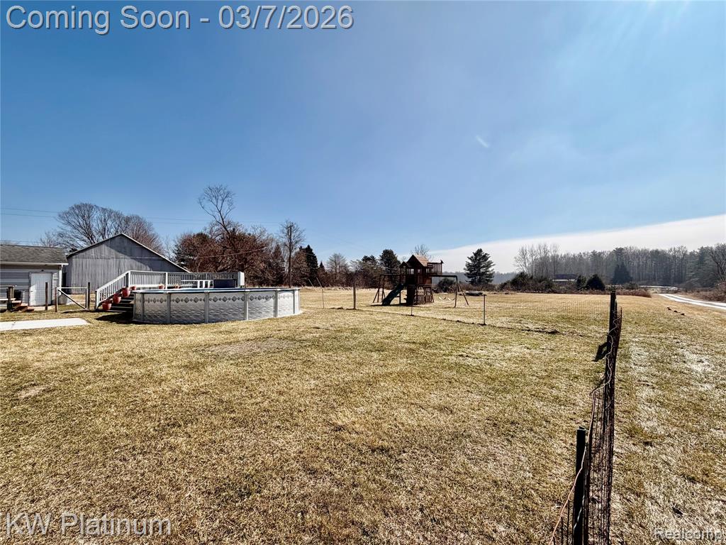 6801 Lapeer Road, Kimball, MI — Photo 47